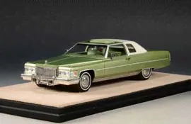 CADILLAC COUPE DEVILLE 1975 LIDO GREEN IRID*