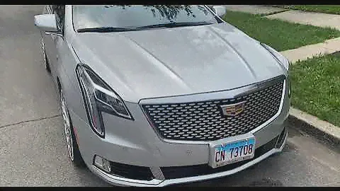2018 xts with 20 inch redline Vogues