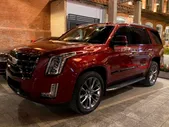 Cadillac Escalade (красный)